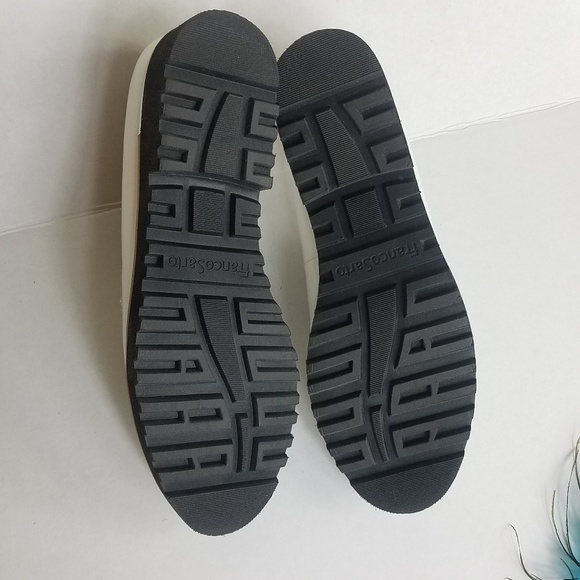 Cypress White Slip Platform Flats on Size 8 M - Picture 7 of 7